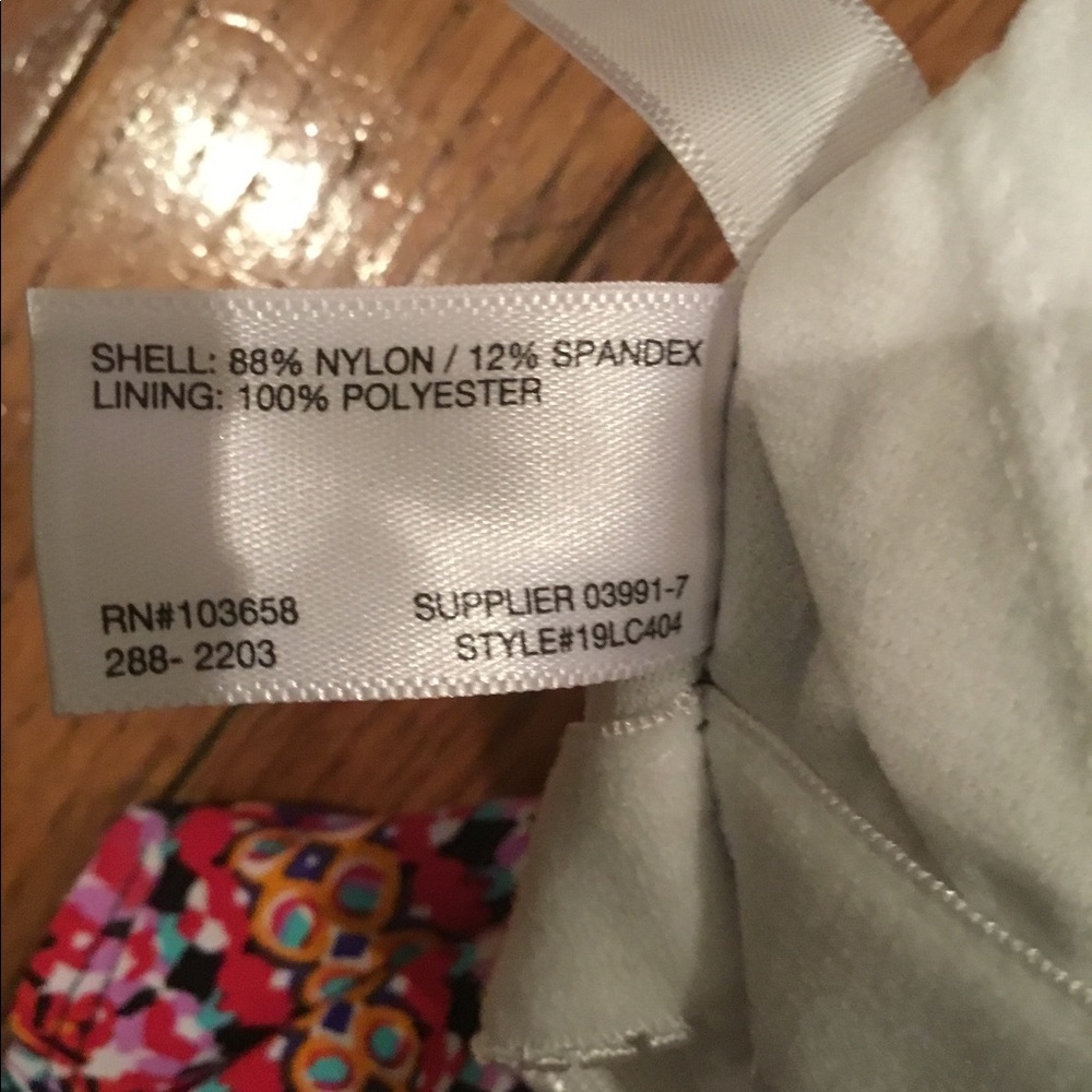 Liz Claiborne Mandala Tribal Swimwear - Picture 9 of 10